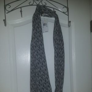 Michael Kors infinity scarf NWT